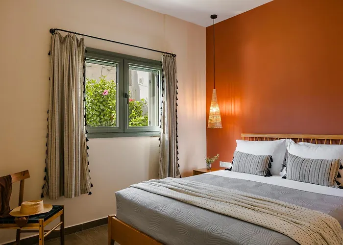 Azolaki Apartment *