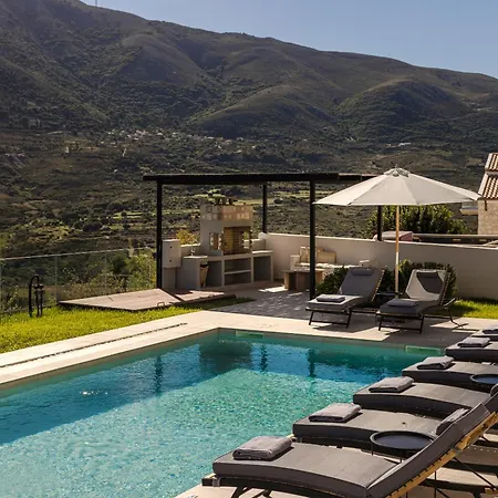 Апартаменты Azolaki